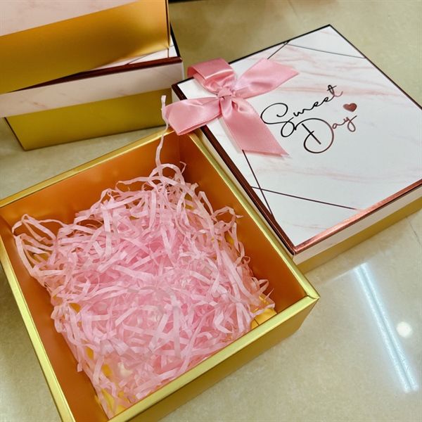 Hộp Rỗng Sweet Day 14x14x7cm