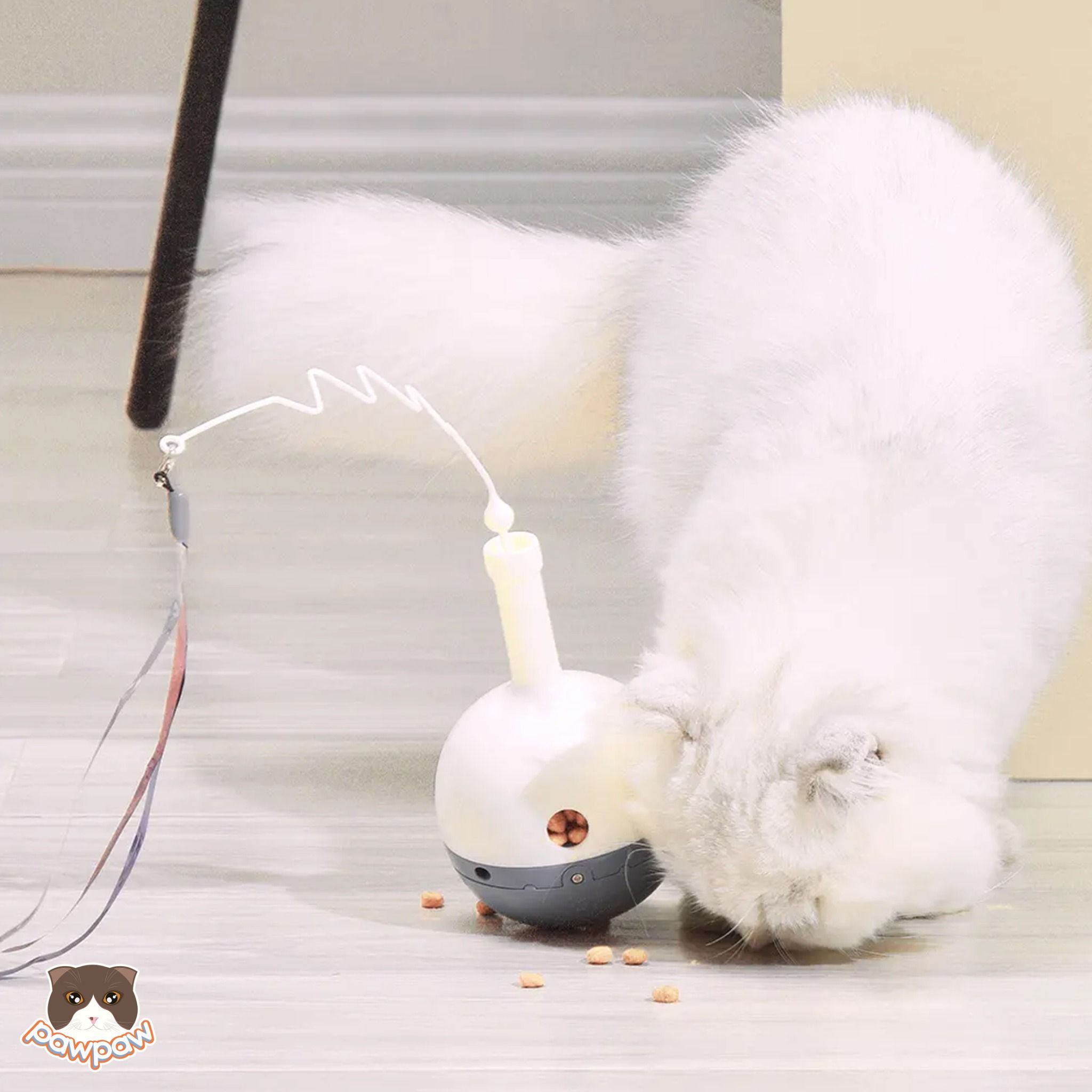 Đồ chơi cần câu xoay & nhả thức ăn Pakeway cho mèo