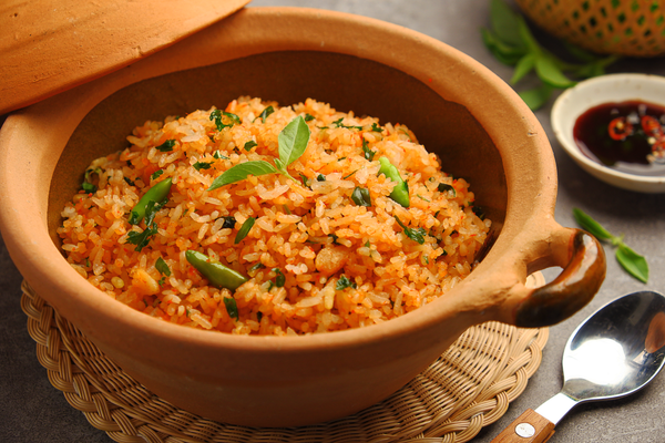  Cơm Chiên Lá É - Fired Rice With Herbal Leaves 