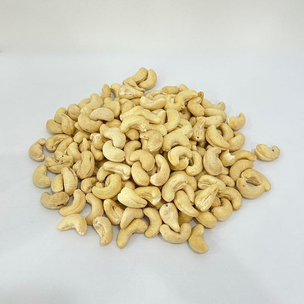  Raw Cashew Nuts 