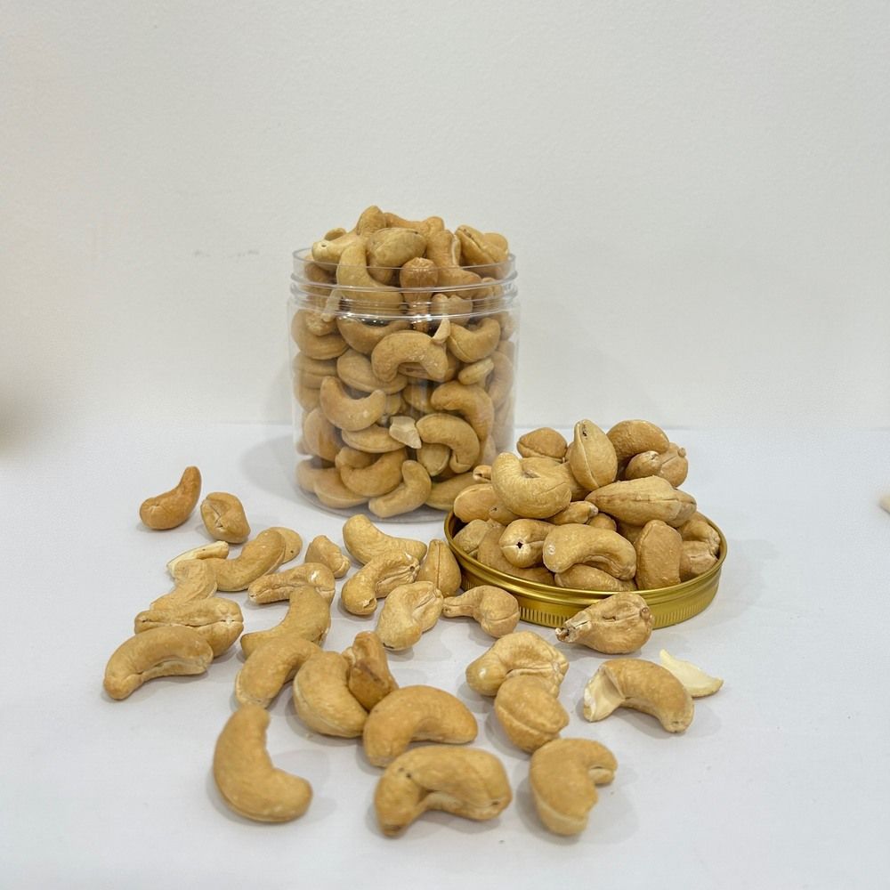  Roasted Salted Cashew Nuts 