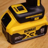 Thân máy vặn vít Dewalt 20v DCF887 (USA)