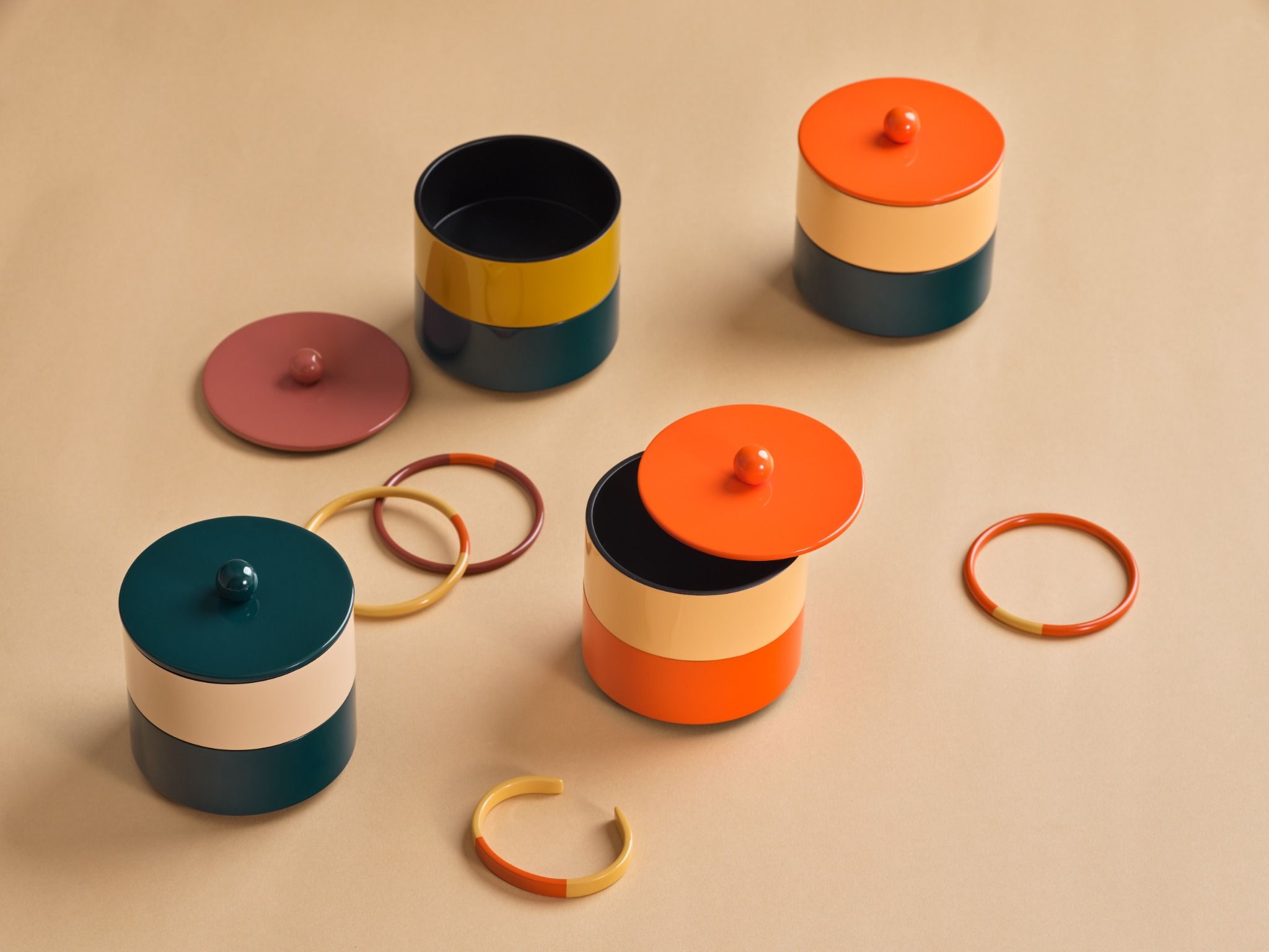ITM - Lacquer Stackable Box Knot (Blue & Sand)