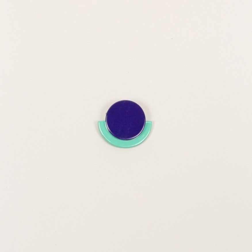Couchant Lacquered Brooch Mint & purple