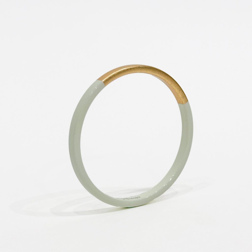 Trinity Round White