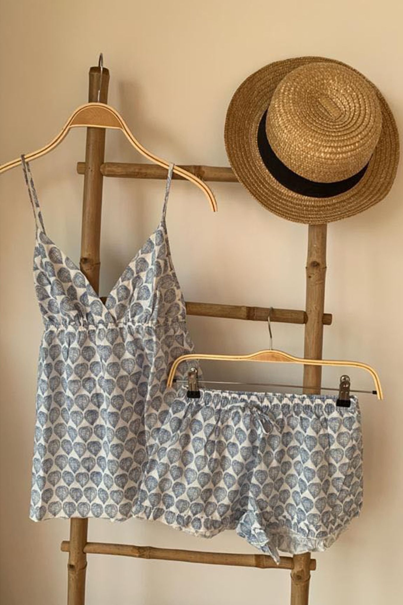 Pyjama Short & Top Blue Leaves