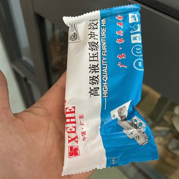 Bản lề hơi giảm chấn XEHE C Cong Nhiều (200C/TH)