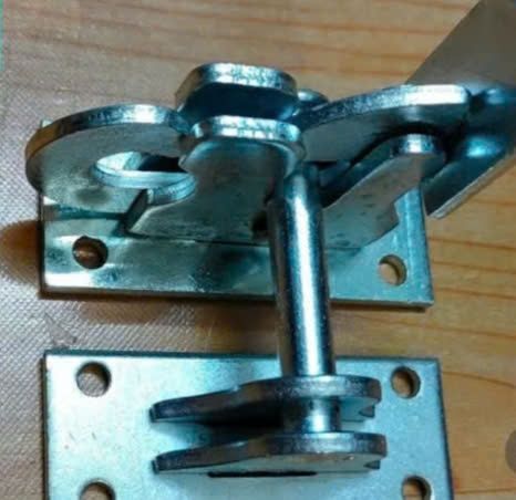 Chốt cửa tủ tự động inox 304