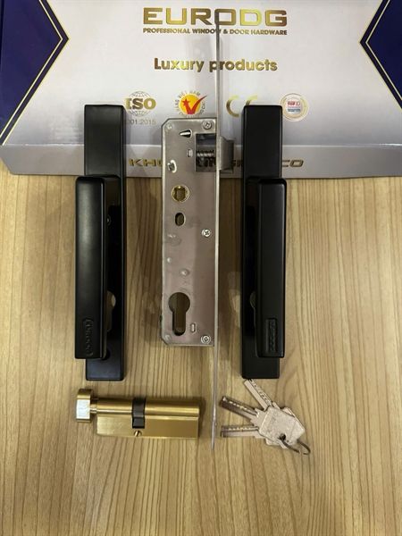 Khóa đơn điểm đen EURODG30 2DC (20B/T)