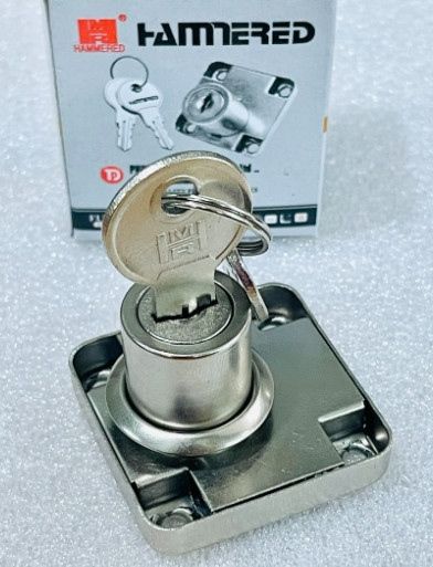 Khóa tủ Hamered 138-32 chìa vuông cổ dài (12C/H)(240/TH)
