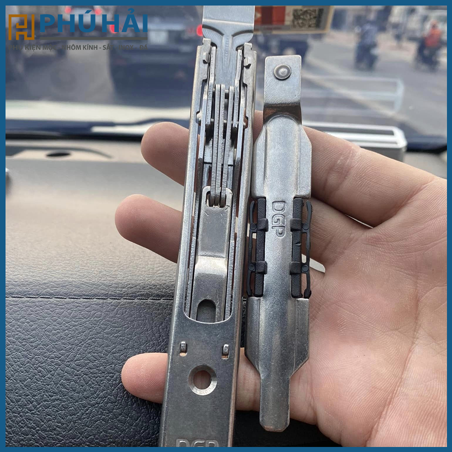 Chốt Bật DG inox 430 xingfa (Thùng 108 Cái)