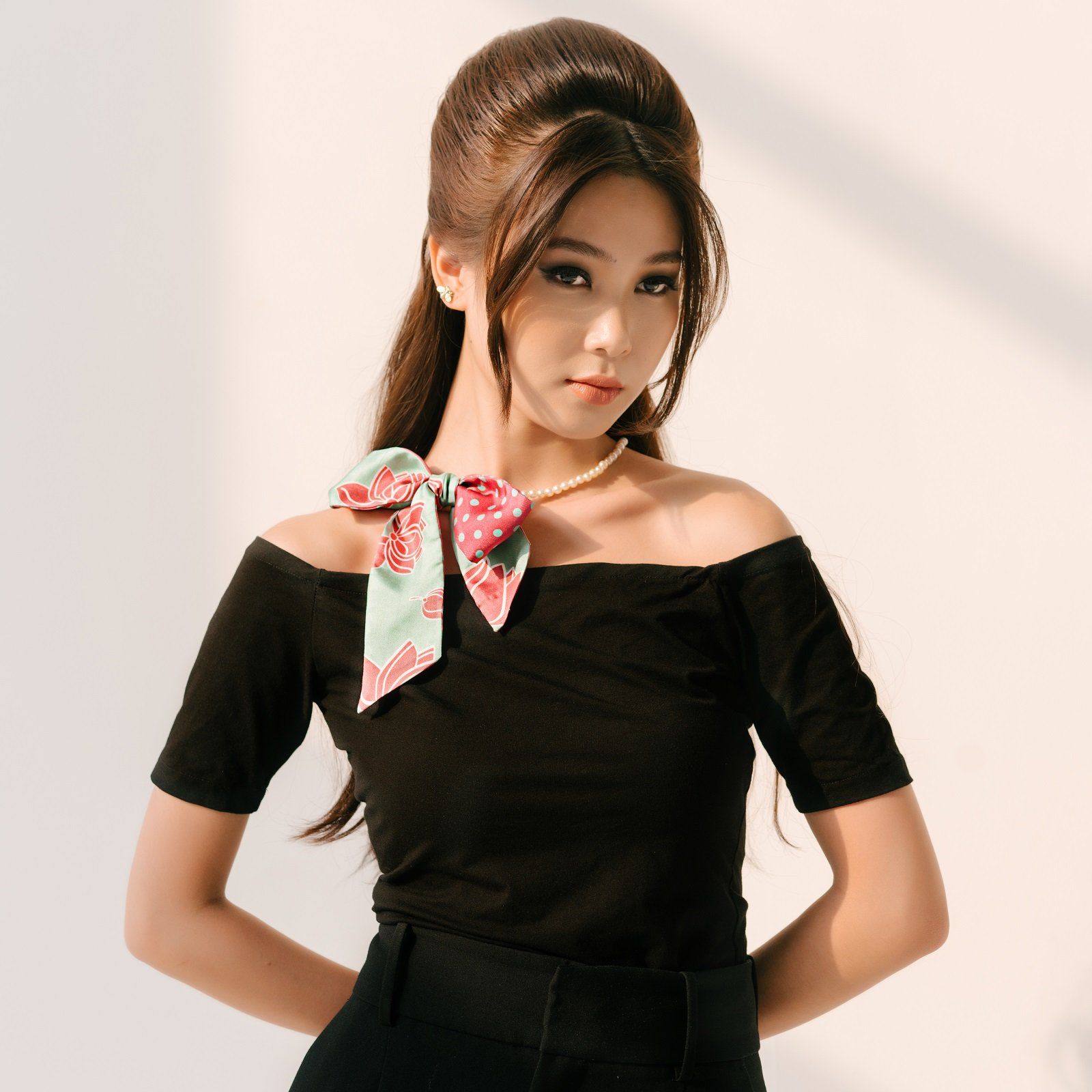 Khăn Twilly họa tiết sen S