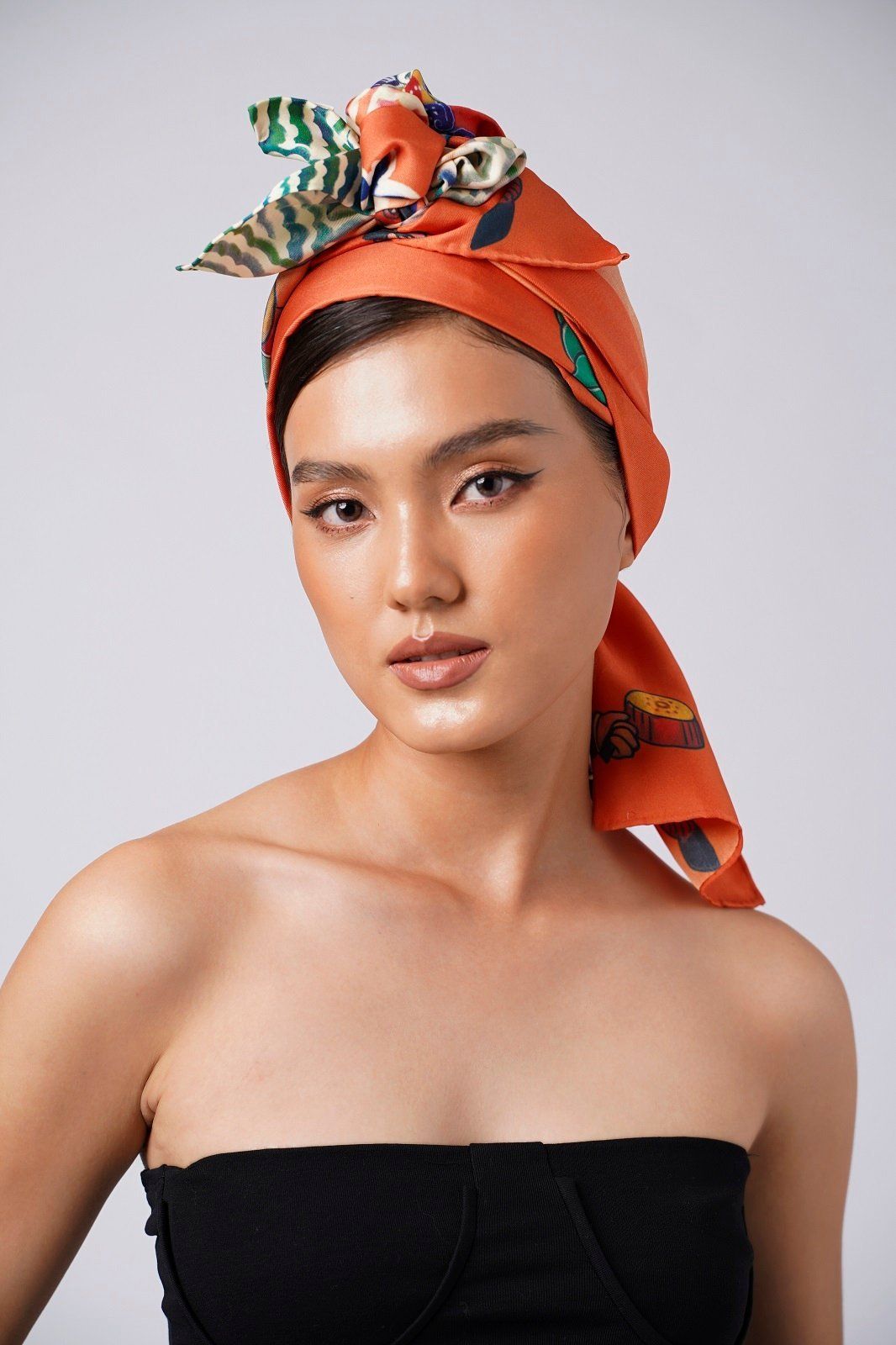 Khăn dài hình ngựa
