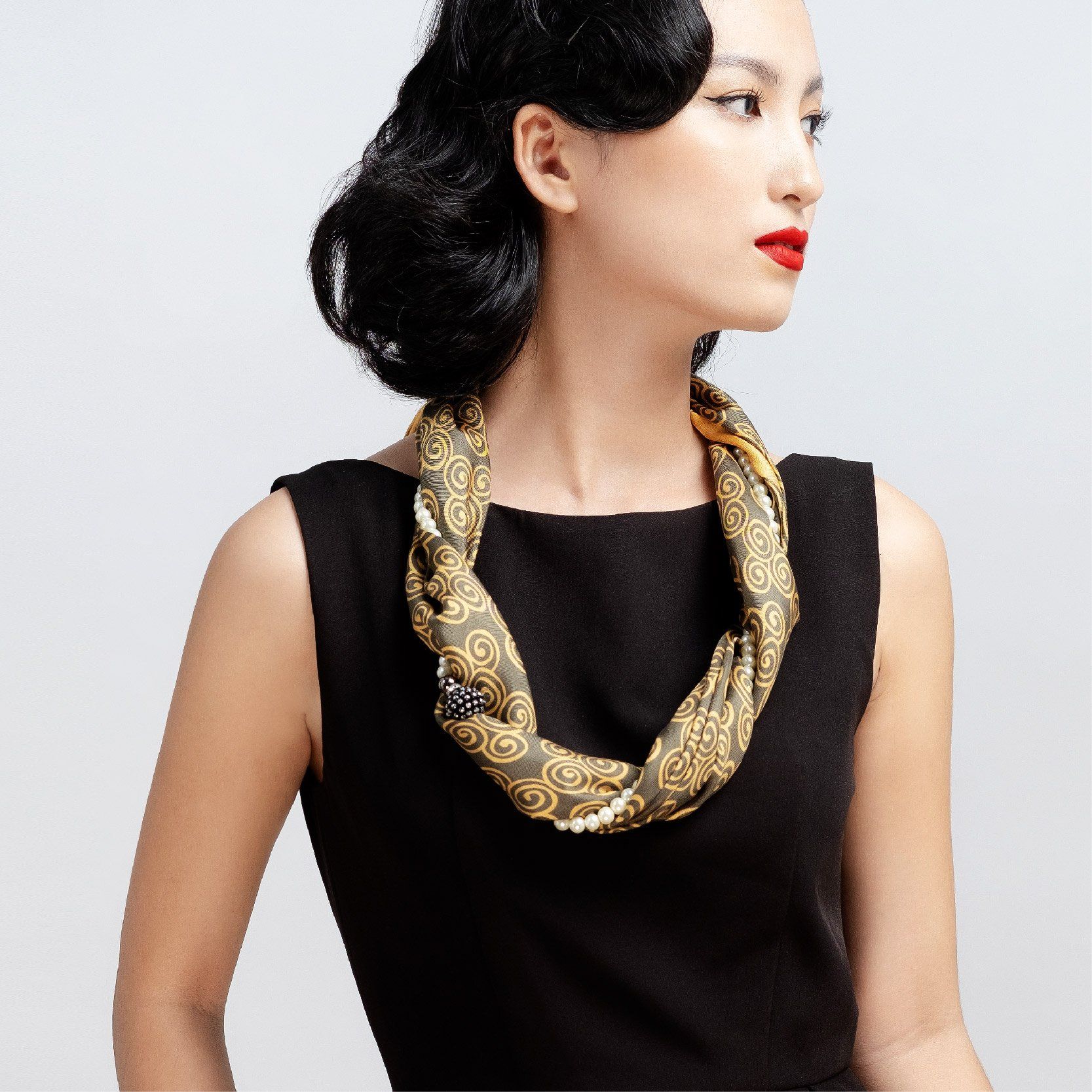Khăn họa tiết xoáy 90