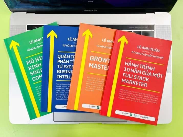 Combo sách: Triệu Đô Tập 2 + Bộ Tăng Trưởng Thực Chiến