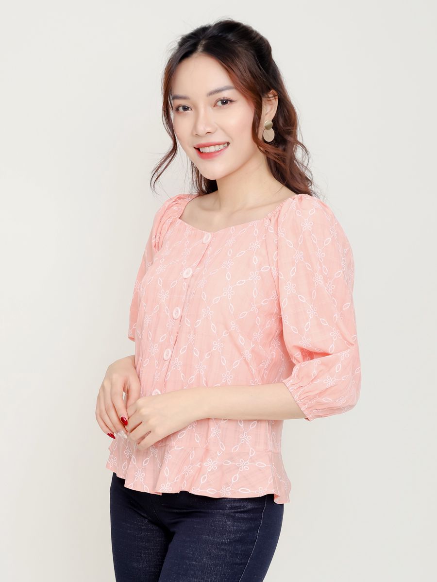Áo kiểu cổ vuông, tay dún thun, bèo lai