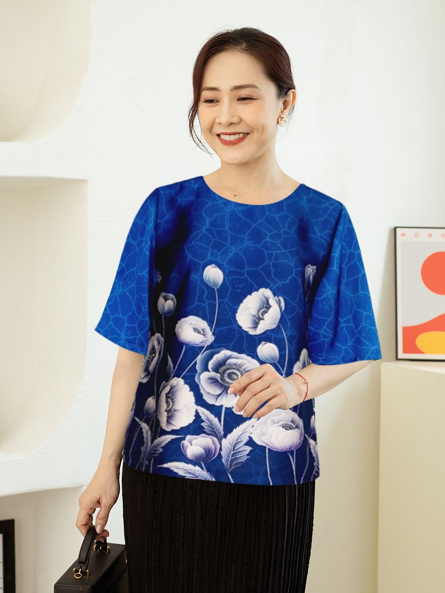 Áo cổ tròn in họa tiết, tay ngắn