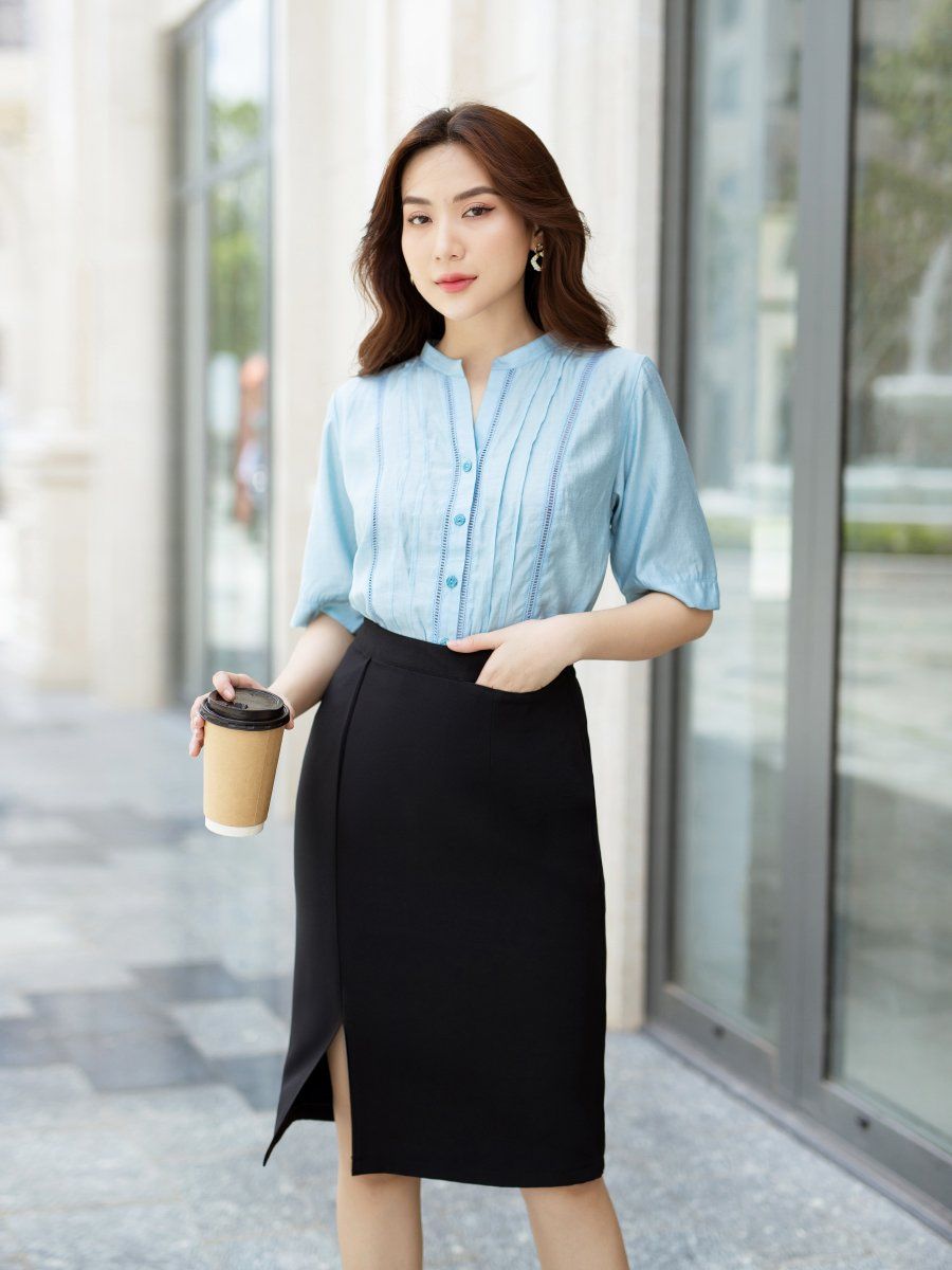 Váy cách điệu xẻ tà
