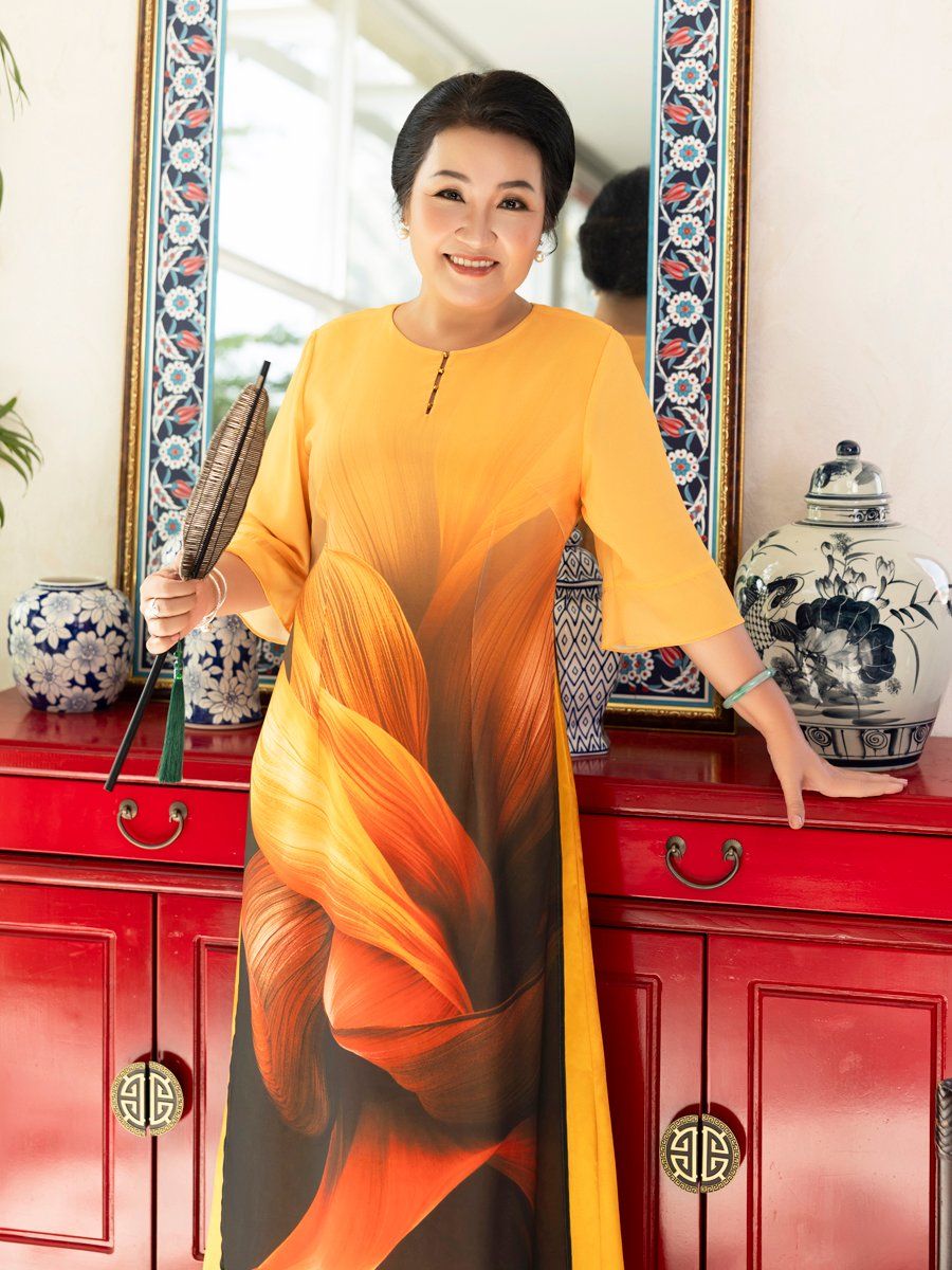 Đầm dài Hạnh cổ tròn 2 tà in họa tiết, tay loe