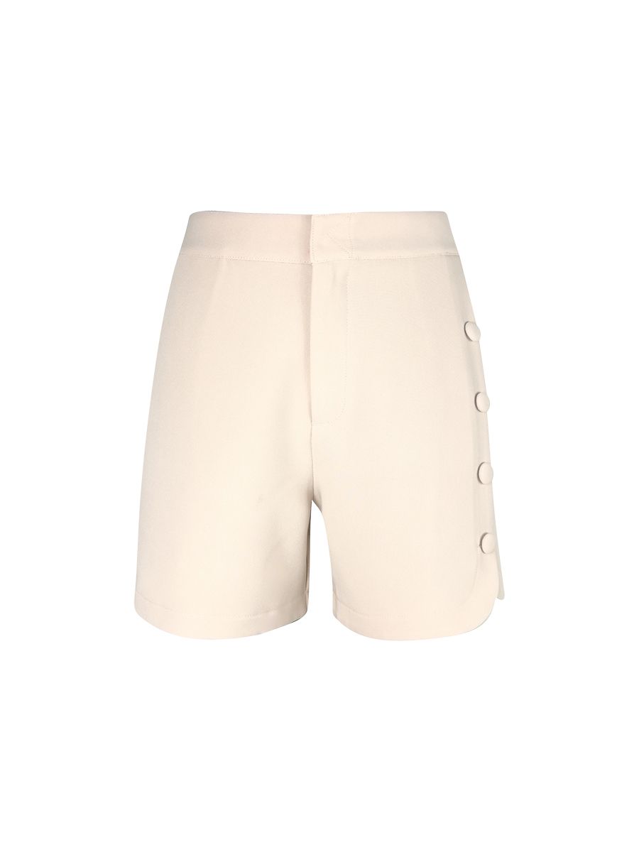 Quần short đính nút, tà xẻ tròn