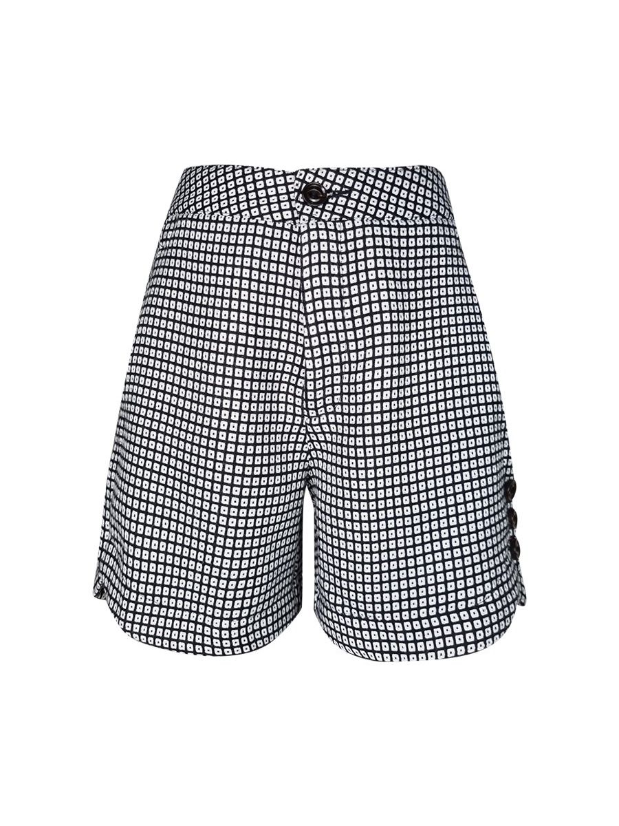 Quần short kẻ ca rô