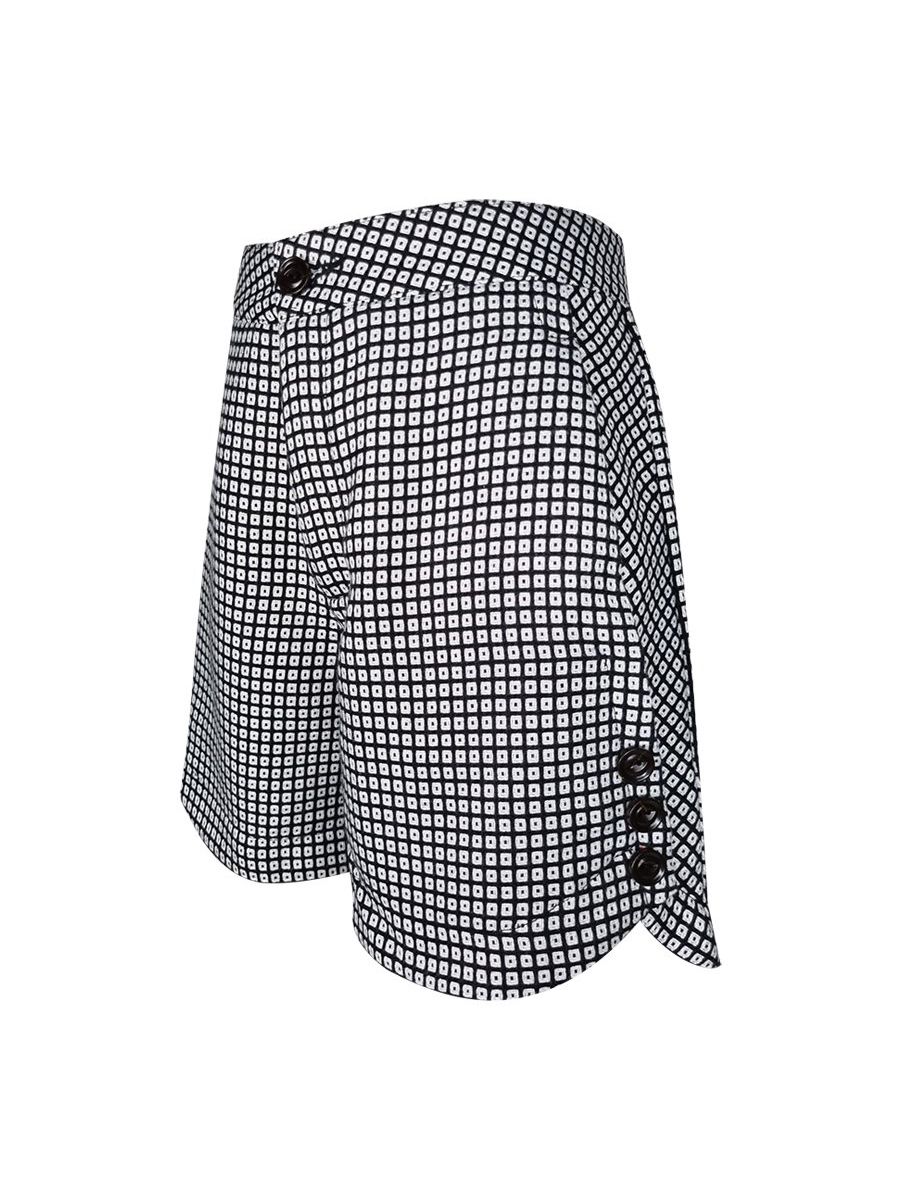 Quần short kẻ ca rô