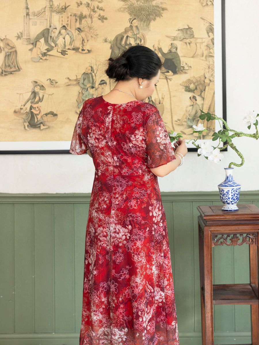 Đầm dài Hạnh cổ tròn,eo quấn hoa hồng, tay ngắn