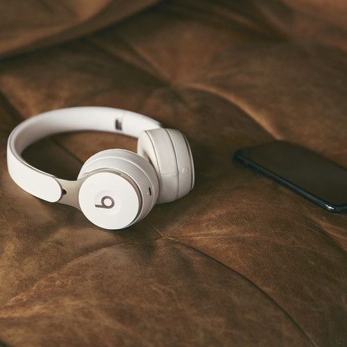 Beats Solo Pro