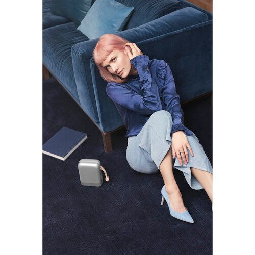 Loa di động Bang & Olufsen Beoplay P6