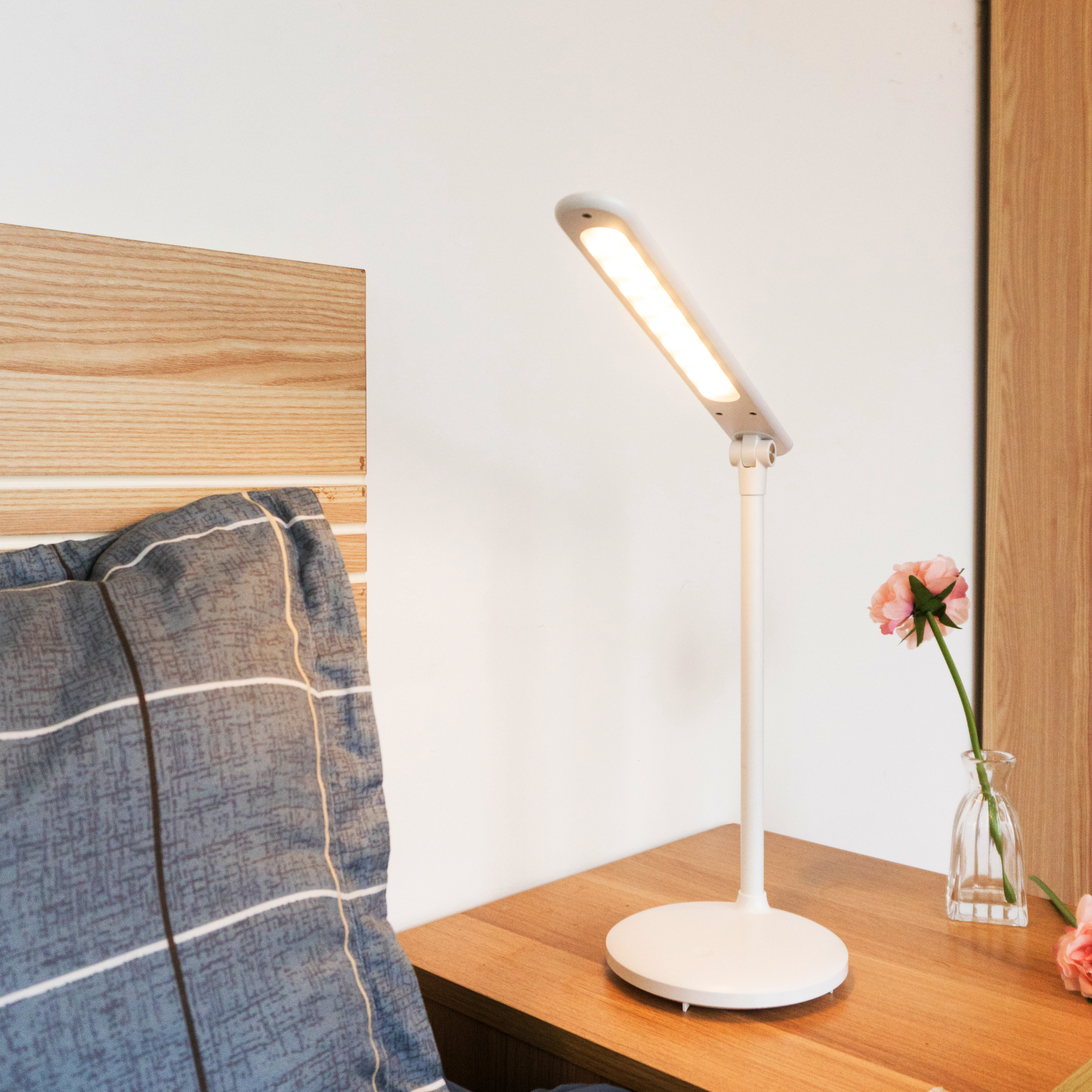 Đèn Học Chống Cận Mocato Light M202