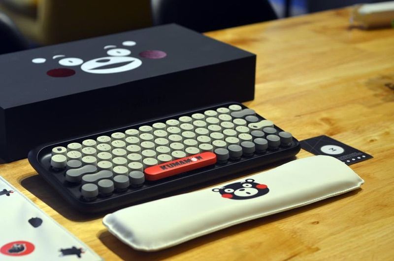 Lofree keyboard for Mac (Kumamon Limited Edition)