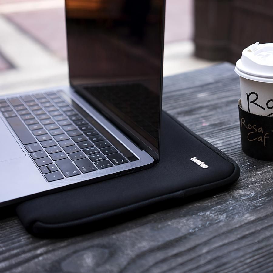 Tomtoc Slim Macbook Pro 13