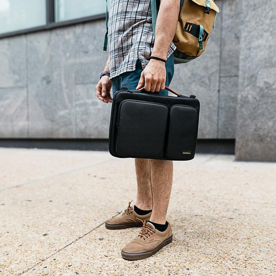 Tomtoc Shoulder Bag Macbook Pro / Air 13