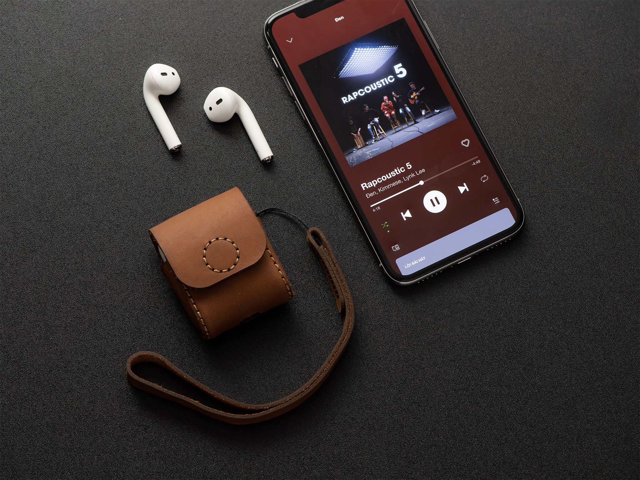 Bao da Khắc Tên AirPods 2