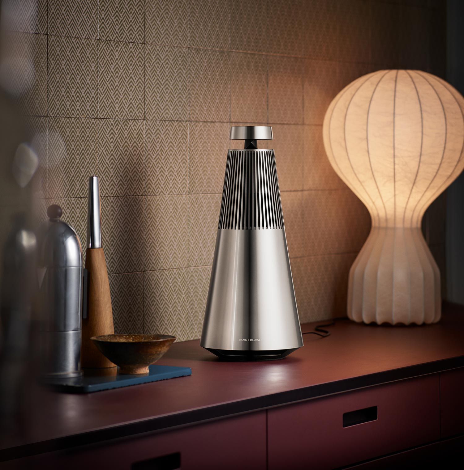 Loa để bàn Bang & Olufsen Beosound 2