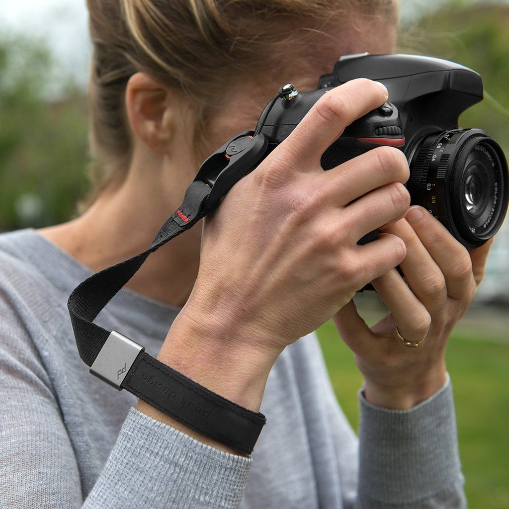 Dây đeo tay máy ảnh Peak Design Cuff
