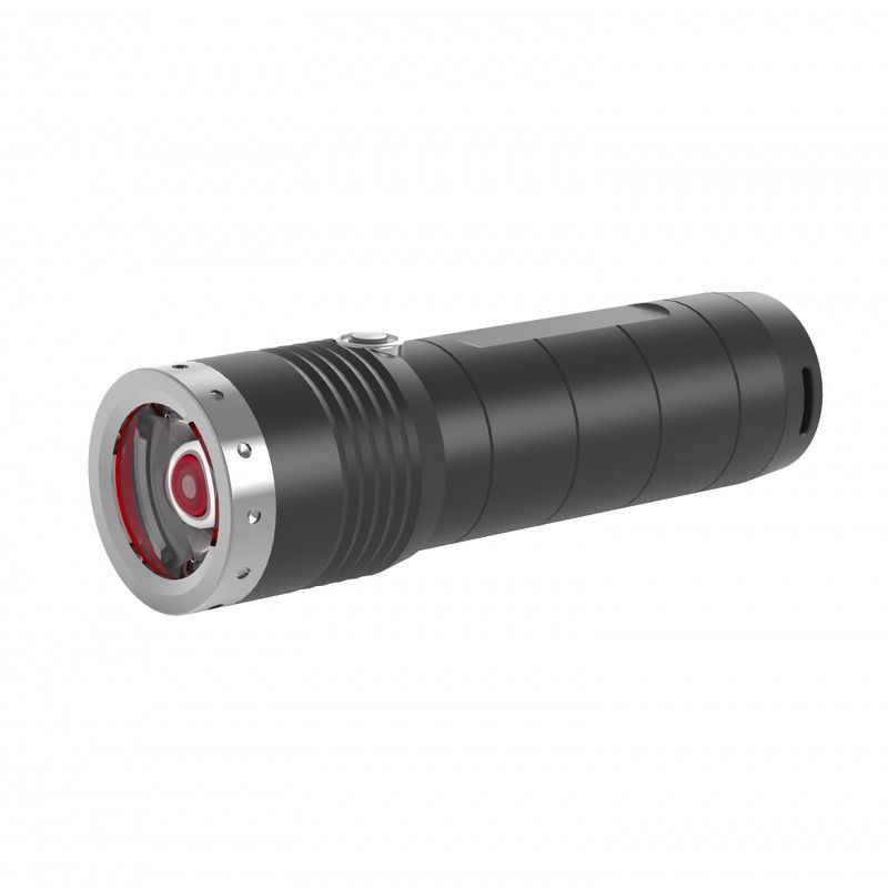 Đèn pin siêu sáng LedLenser MT6 (600 lm)