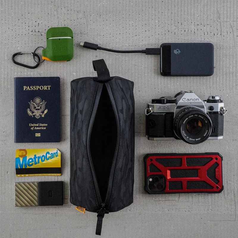 Túi đựng đồ cá nhân chống nước UAG Dopp Kit
