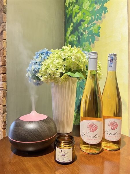 Rượu vang Hồng - LINDSAY MOSCATO ROSE (NGỌT)