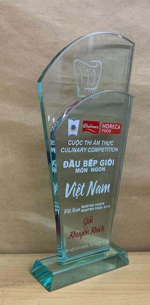 Kỷ Niệm Chương 98