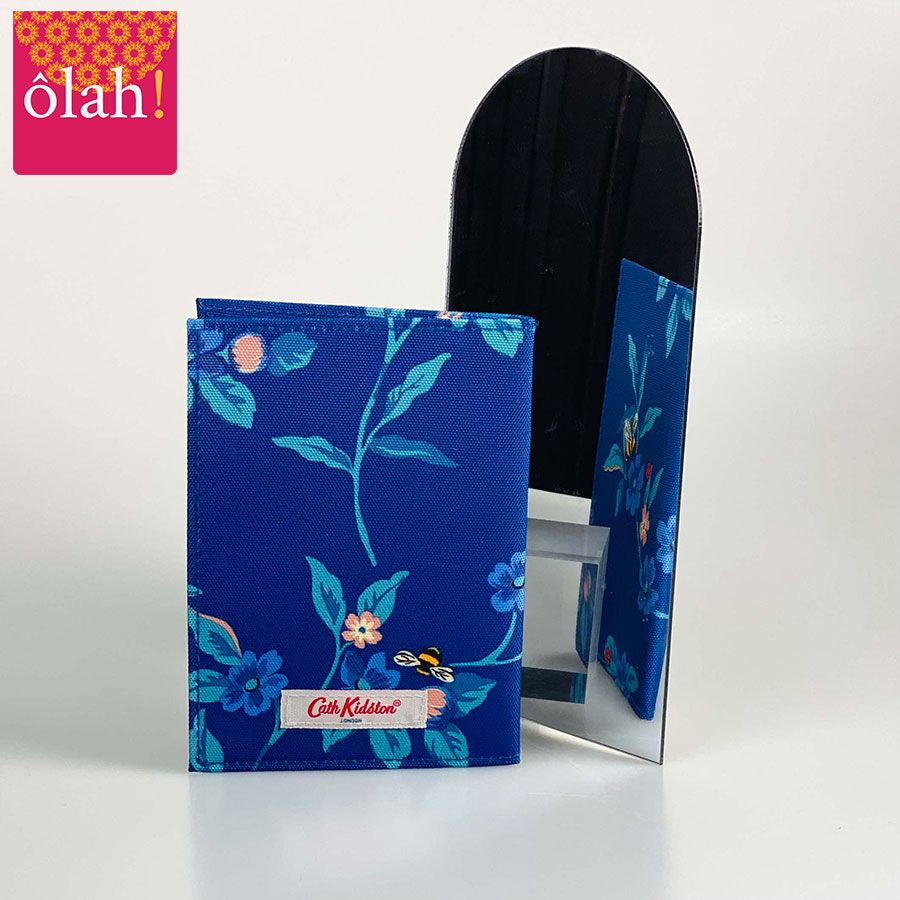 Passport Holder Greenwich Flowers