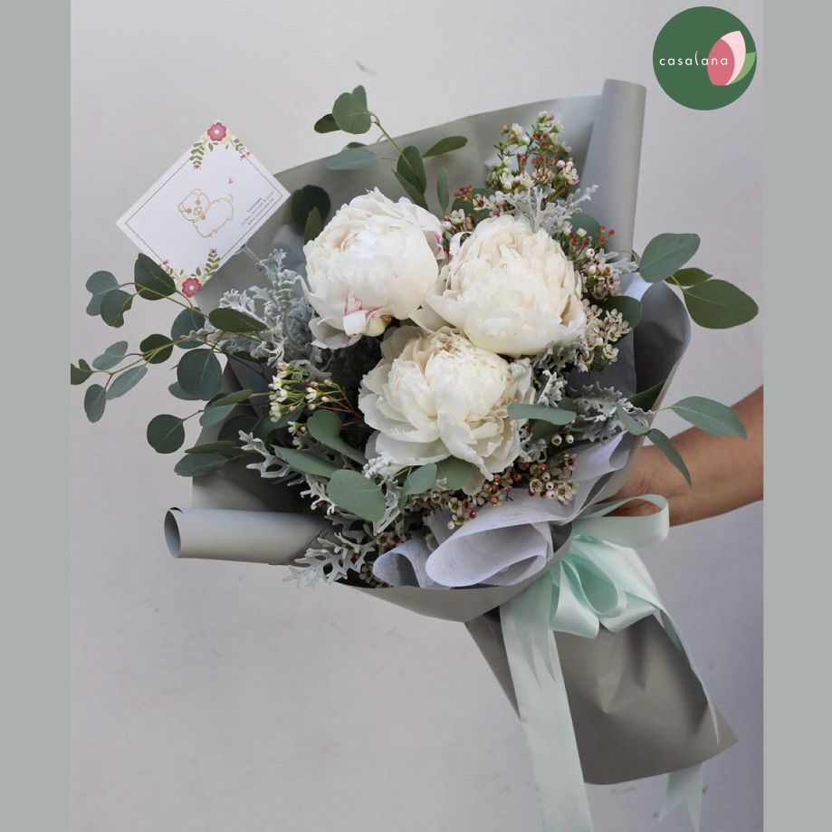 Bó hoa mẫu đơn trắng