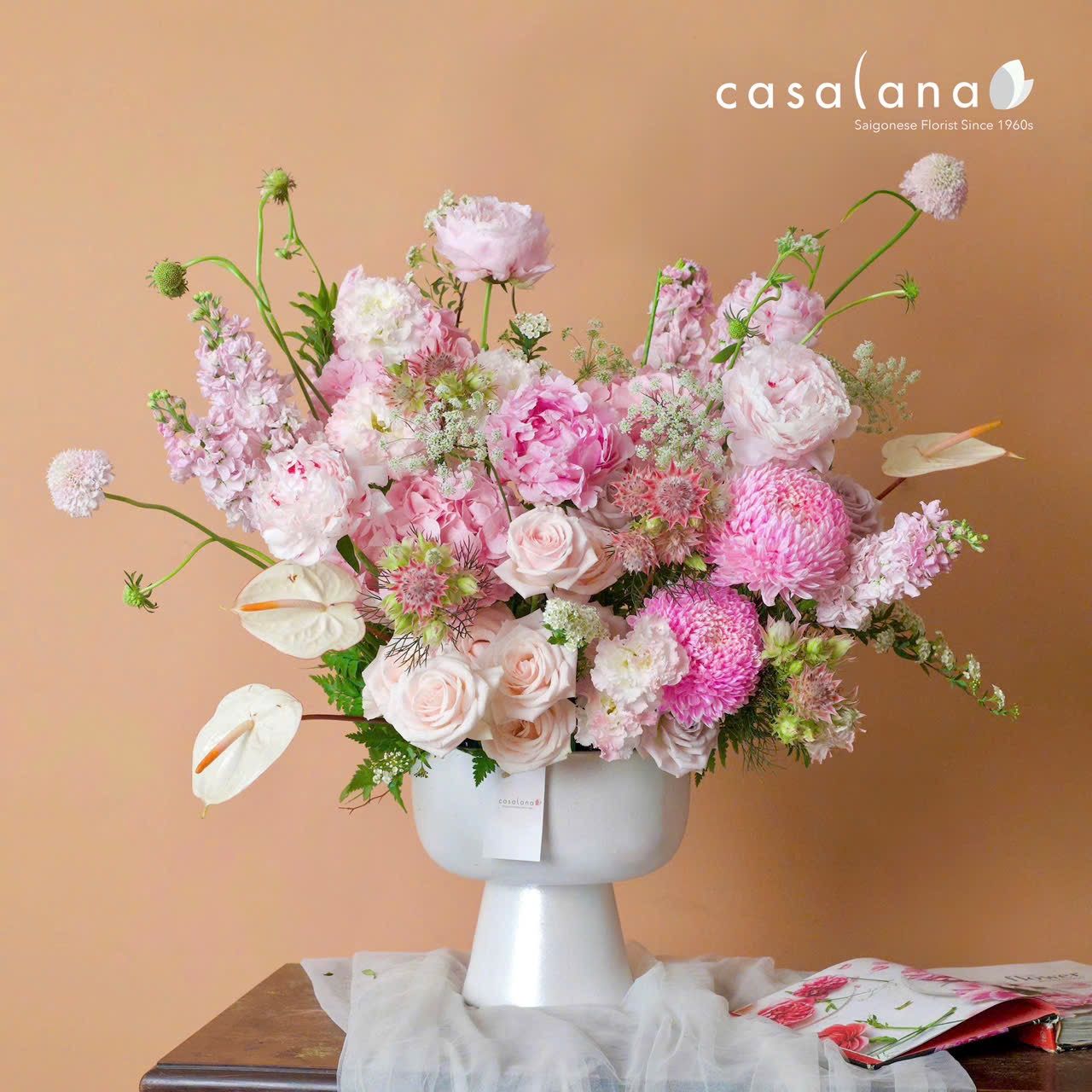 Bình hoa Peony tone hồng Mix