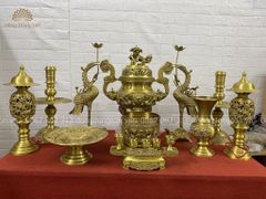 Bộ đồ thờ đầy đủ bằng đồng vàng đậm cao 60cm - Bộ đồ thờ gia tiên