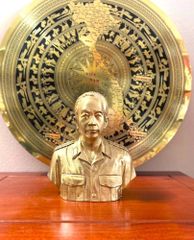 Tượng bác Giáp bán thân bằng đồng vàng cao 15cm mẫu 1 - Đồng Đông Sơn