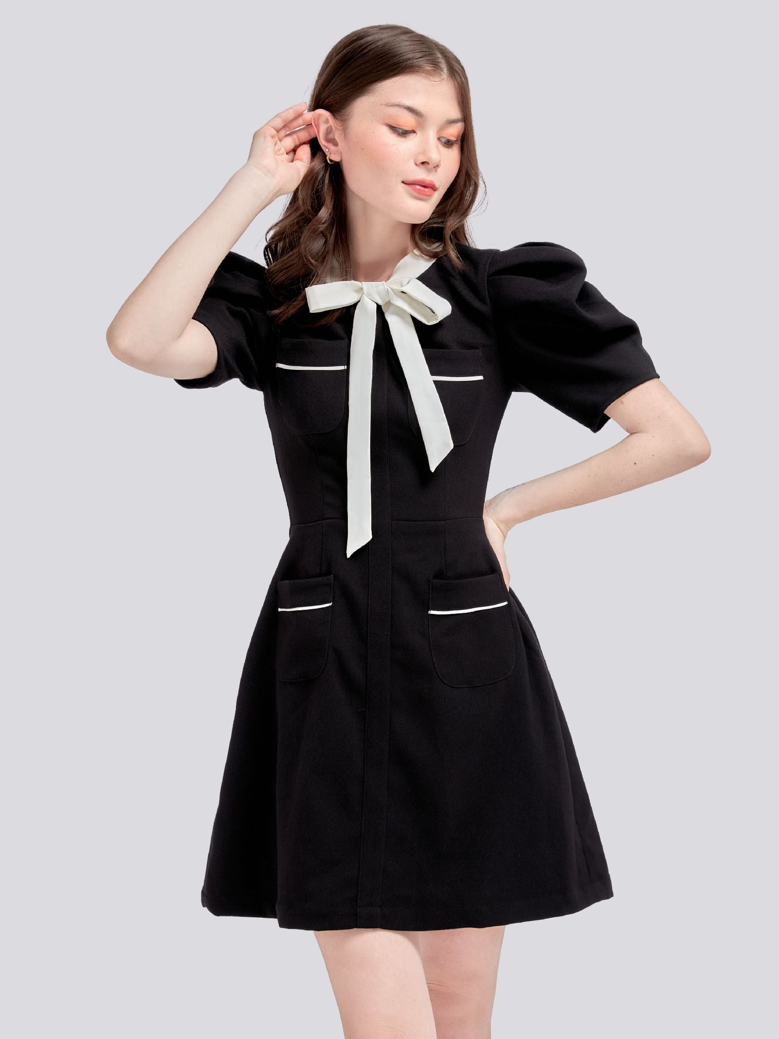Đầm Ngắn Ladiva