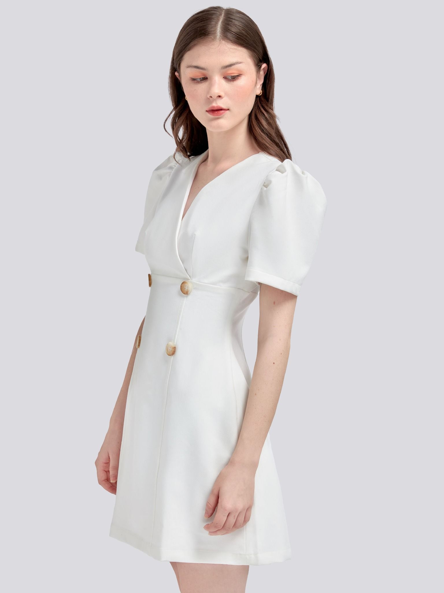 Đầm Ngắn Medeline Màu Trắng