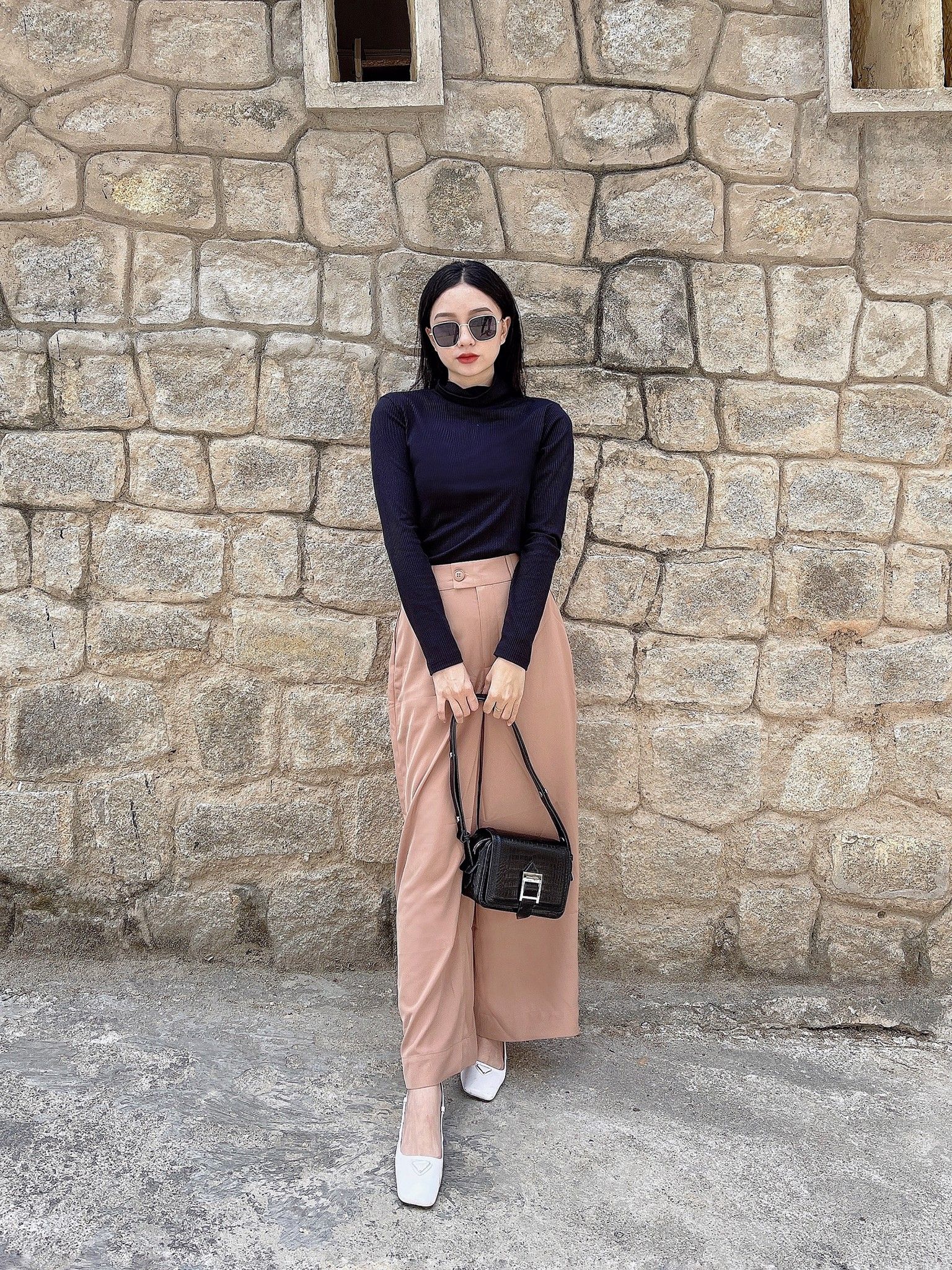 Áo cổ lọ tay dài Kiya