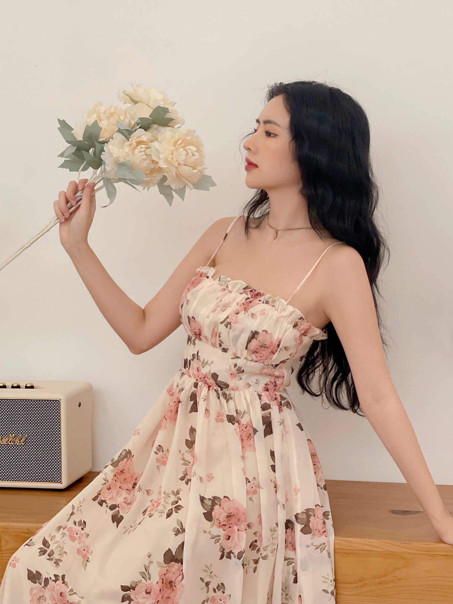 Đầm Dài Lonia Họa Tiết Hoa Màu Be