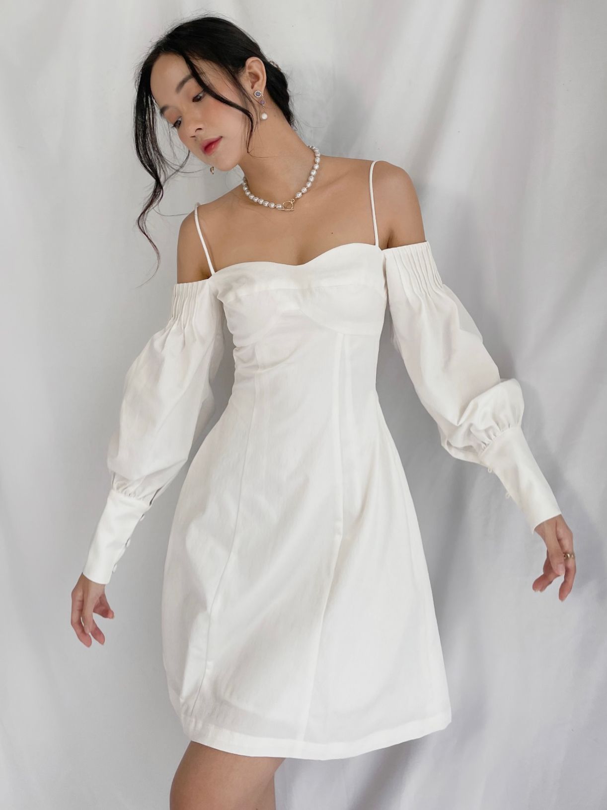 Đầm Ngắn Xesi